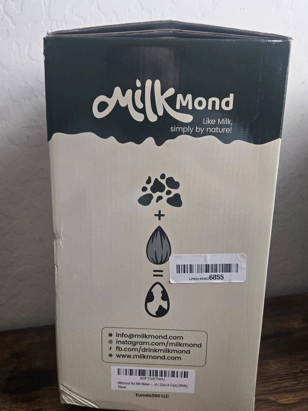 MilkMond Automatic Nut Milk Maker Machine 35 oz White NM-100 Soy Oat Almond Milk